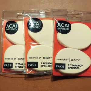 Essence of Beauty Teardrop Sponges